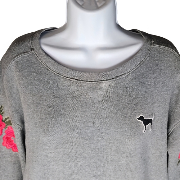 Victoria's Secret PINK Embroidered Flower Sleeve Pullover Sweatshirt Grey Medium - Picture 2 of 15